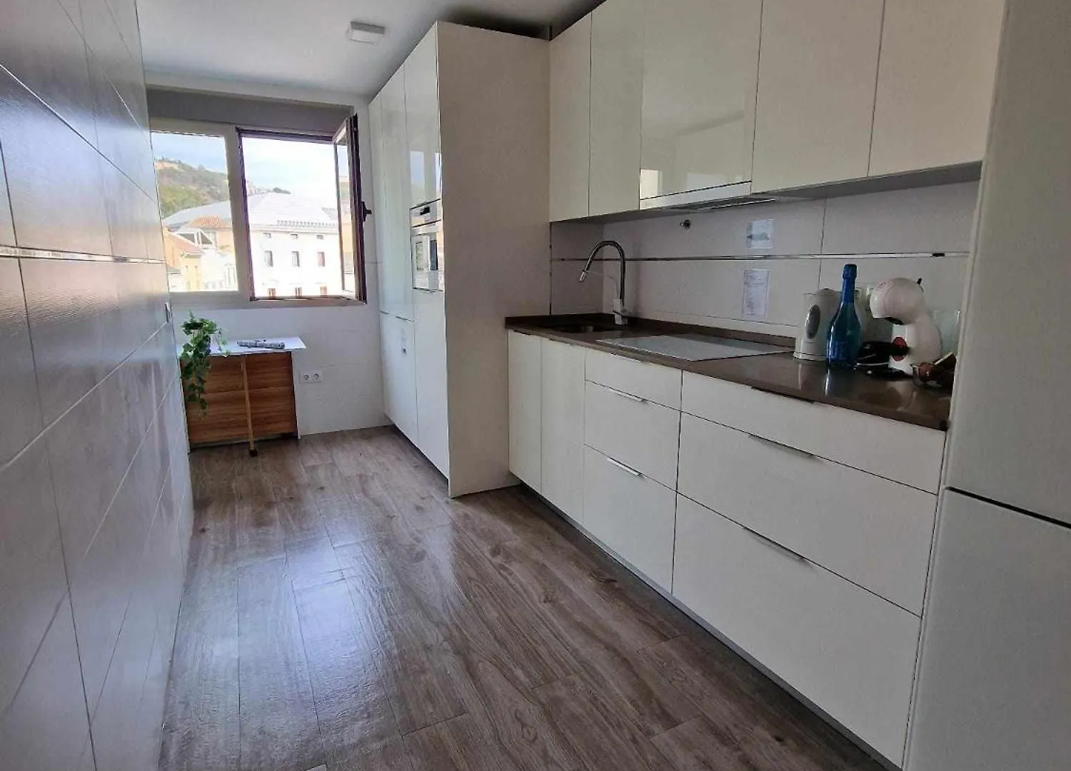 Lujoso Piso Familiar Junto A La Catedral Apartment Malaga