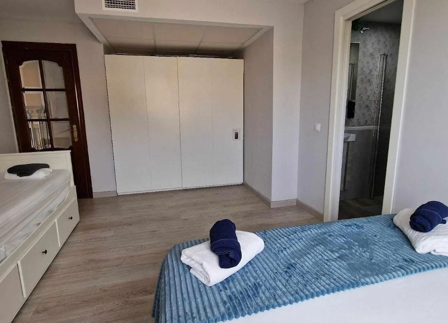 Lujoso Piso Familiar Junto A La Catedral Apartment Malaga