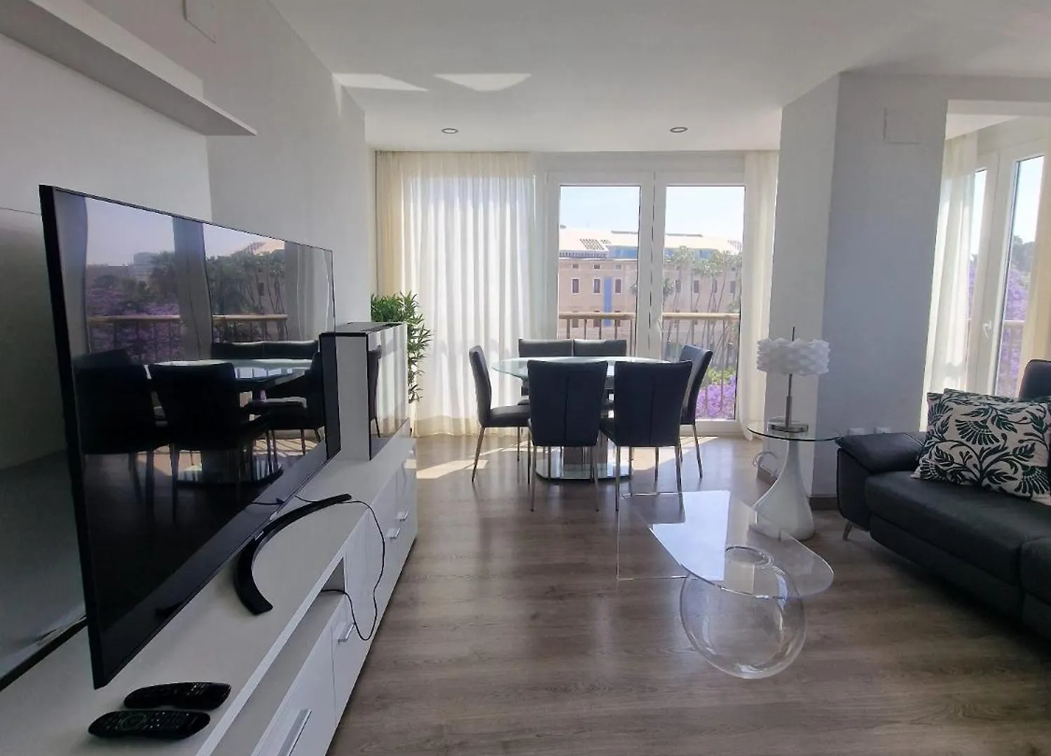 Lujoso Piso Familiar Junto A La Catedral Apartment Malaga